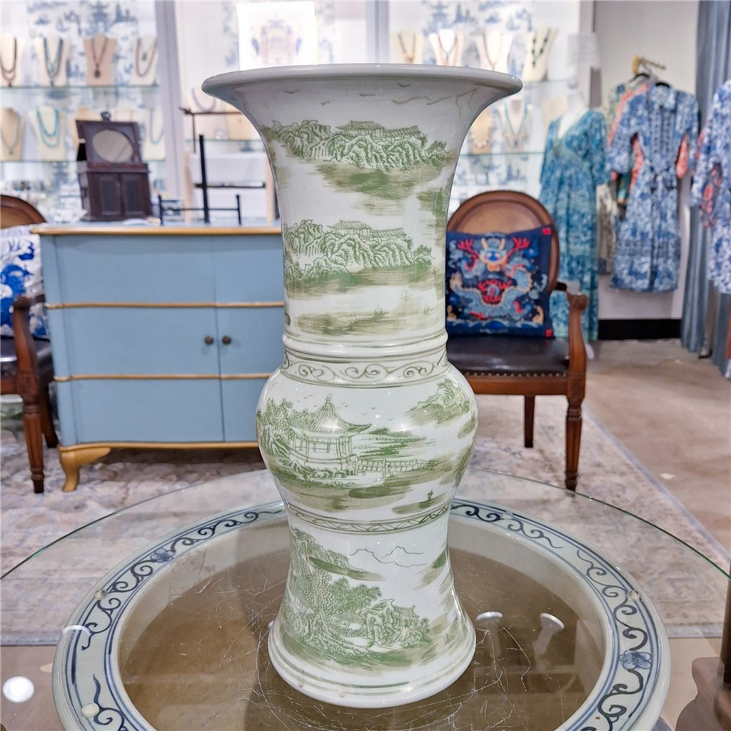 Princess Mantel Vase In Green - The Well Appointed House