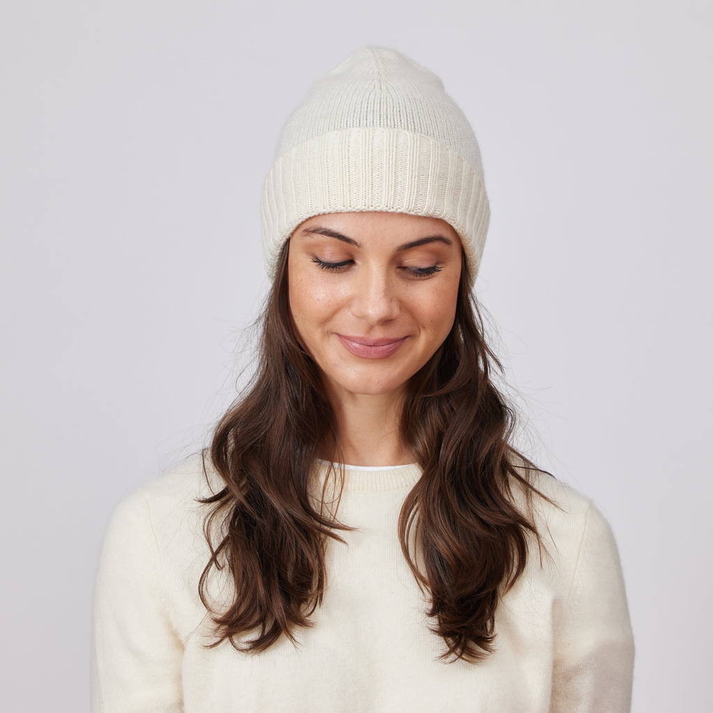 Cashmere Slouchy Cuff Beanie in Ivory - The Well Appointed House