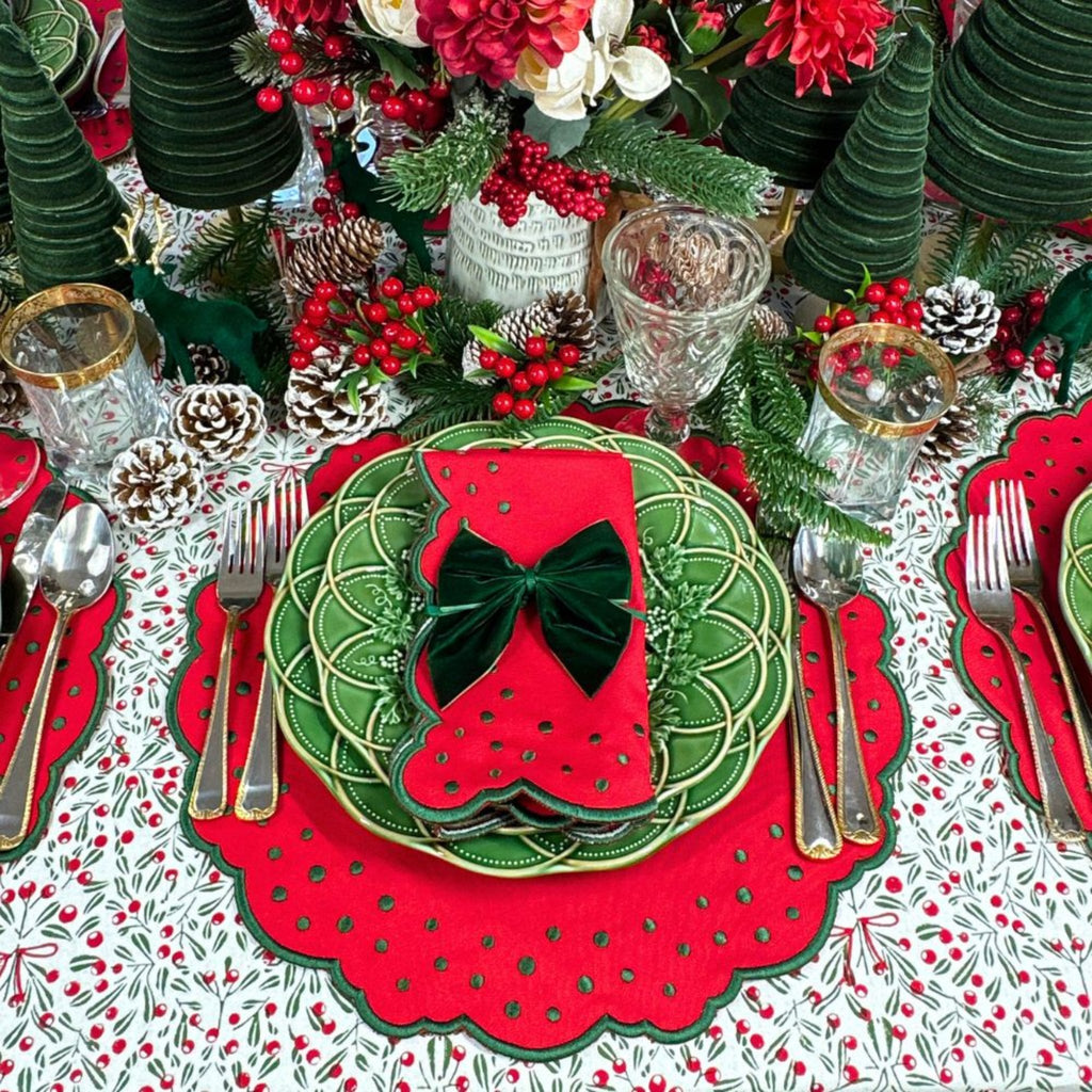 Mistletoe Tablecloth - The Well Appointed House 