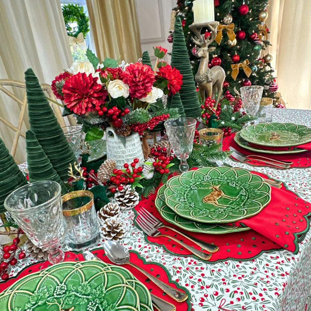 Mistletoe Tablecloth - The Well Appointed House 