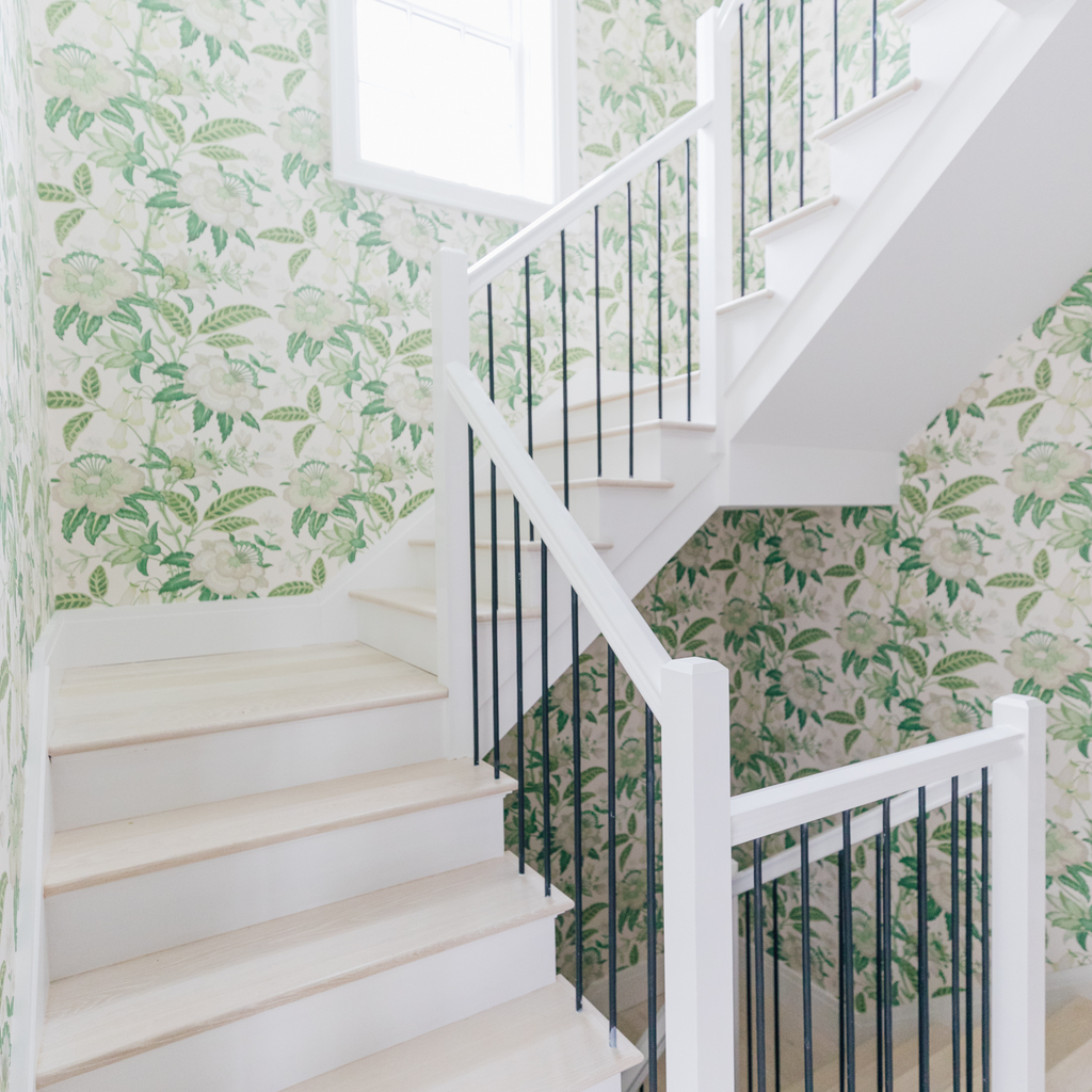 Lee Jofa Davenport Greenery Print Wallpaper - The Well Appointed House