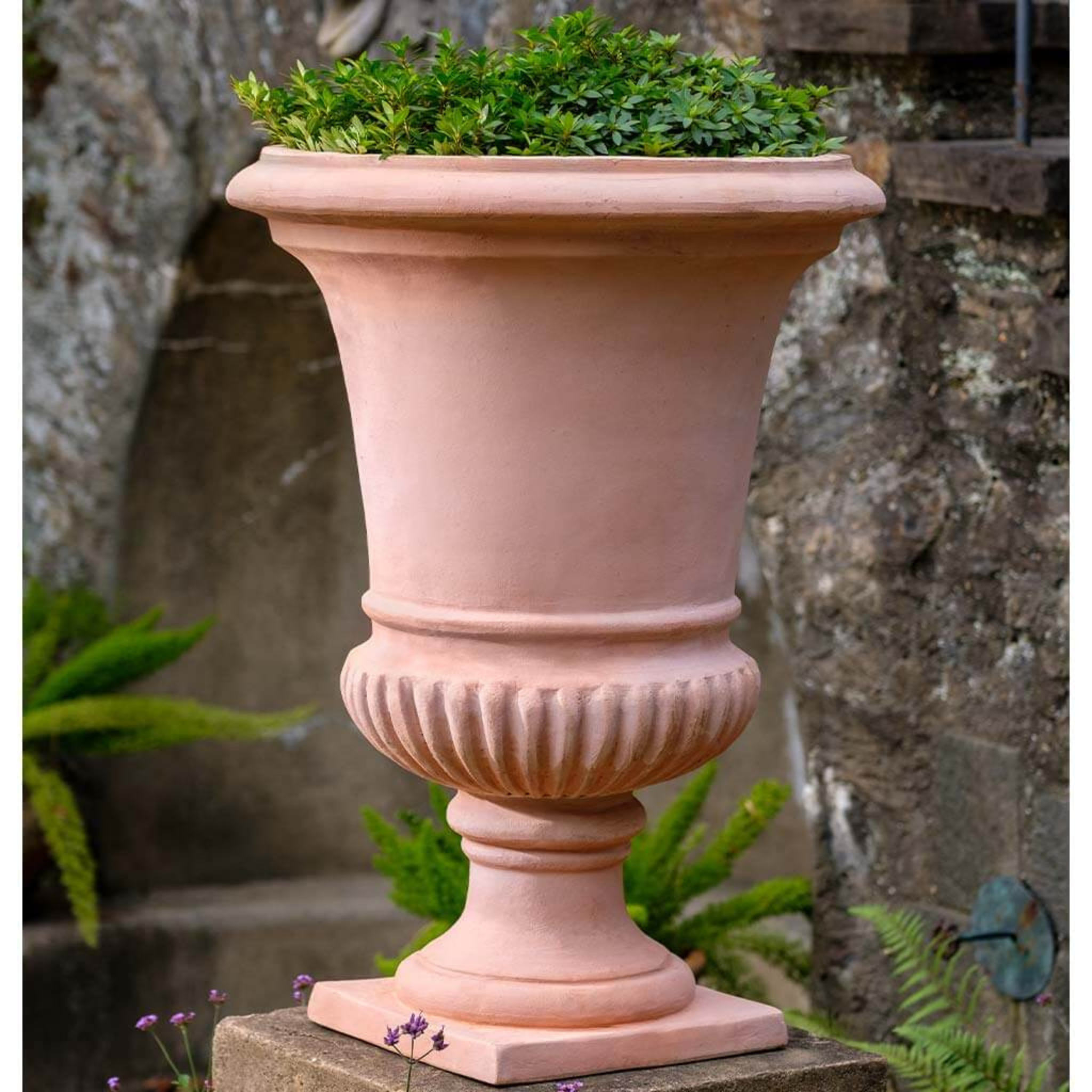 Terra Cotta Alberobello Urn Planter – The Well Appointed House