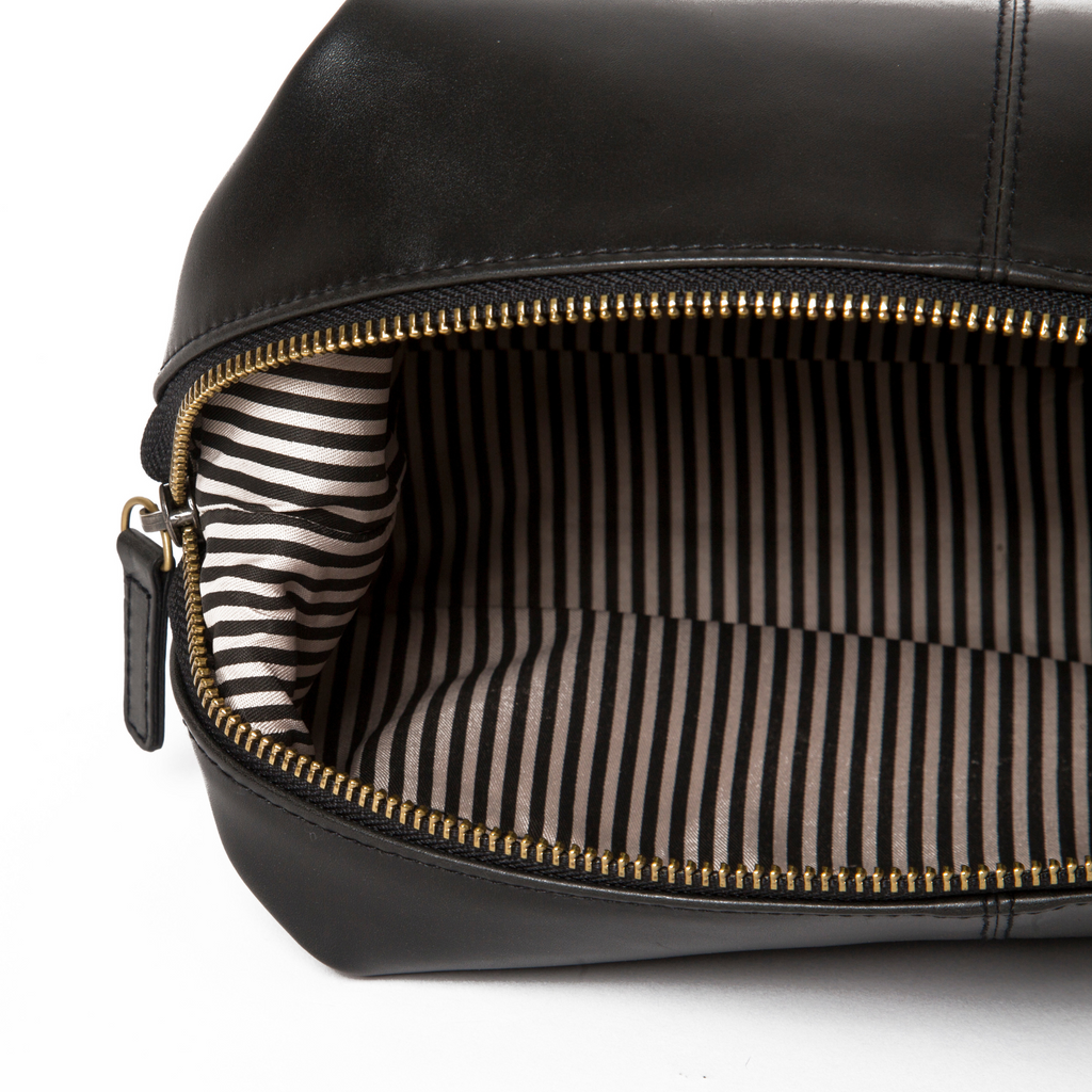 The Journeyman Dopp Kit Toiletry Bag in Black - The Well Appointed House