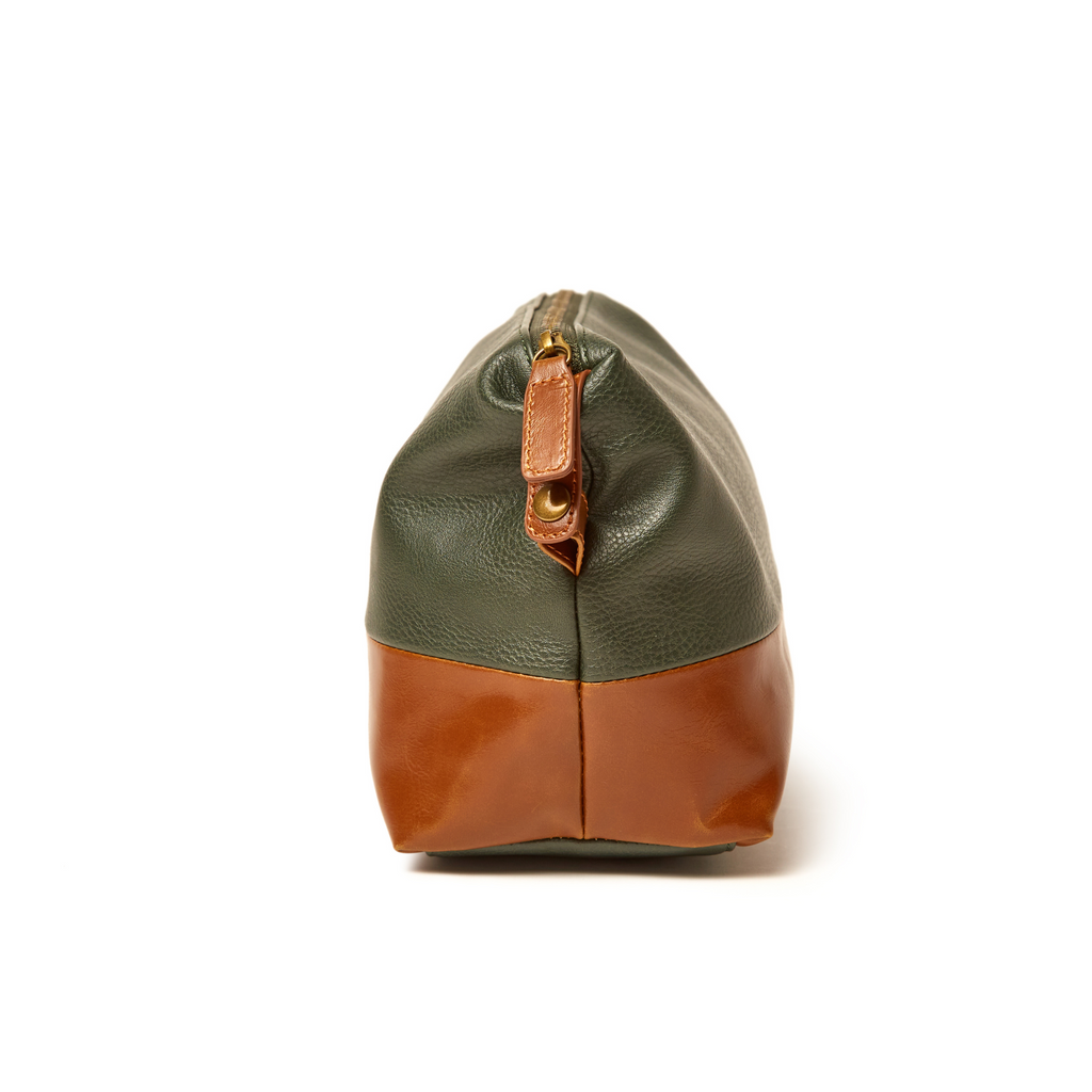 The Oxford Toiletry Bag in Dark Green - The Well Appointed House