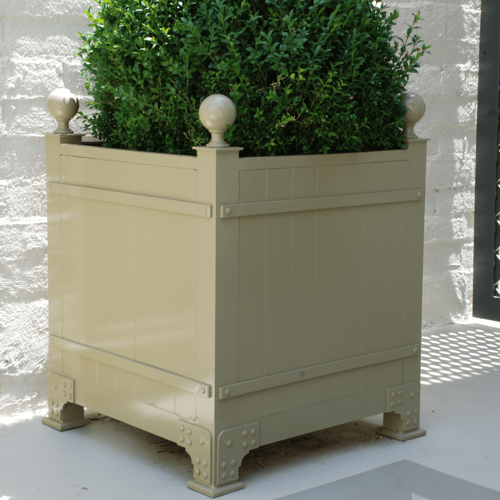 Large decorative box inspired by French 18th century – French Address